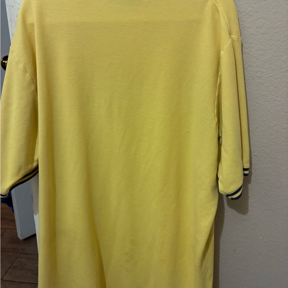 Ralph Lauren Yellow Polo with Navy Trim. - Picture 4 of 8